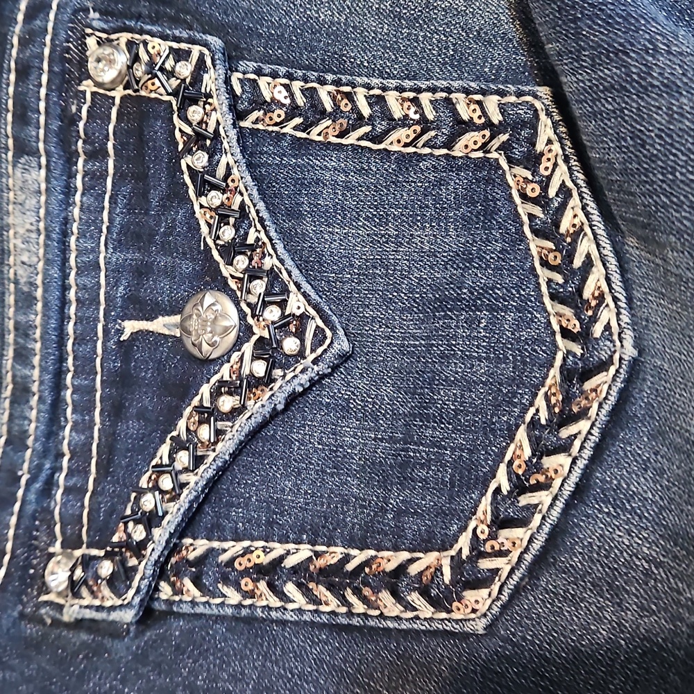 Miss Me Signature Boot Low-Rise Embellished Distressed Denim Jeans-NWOT - Picture 13 of 16